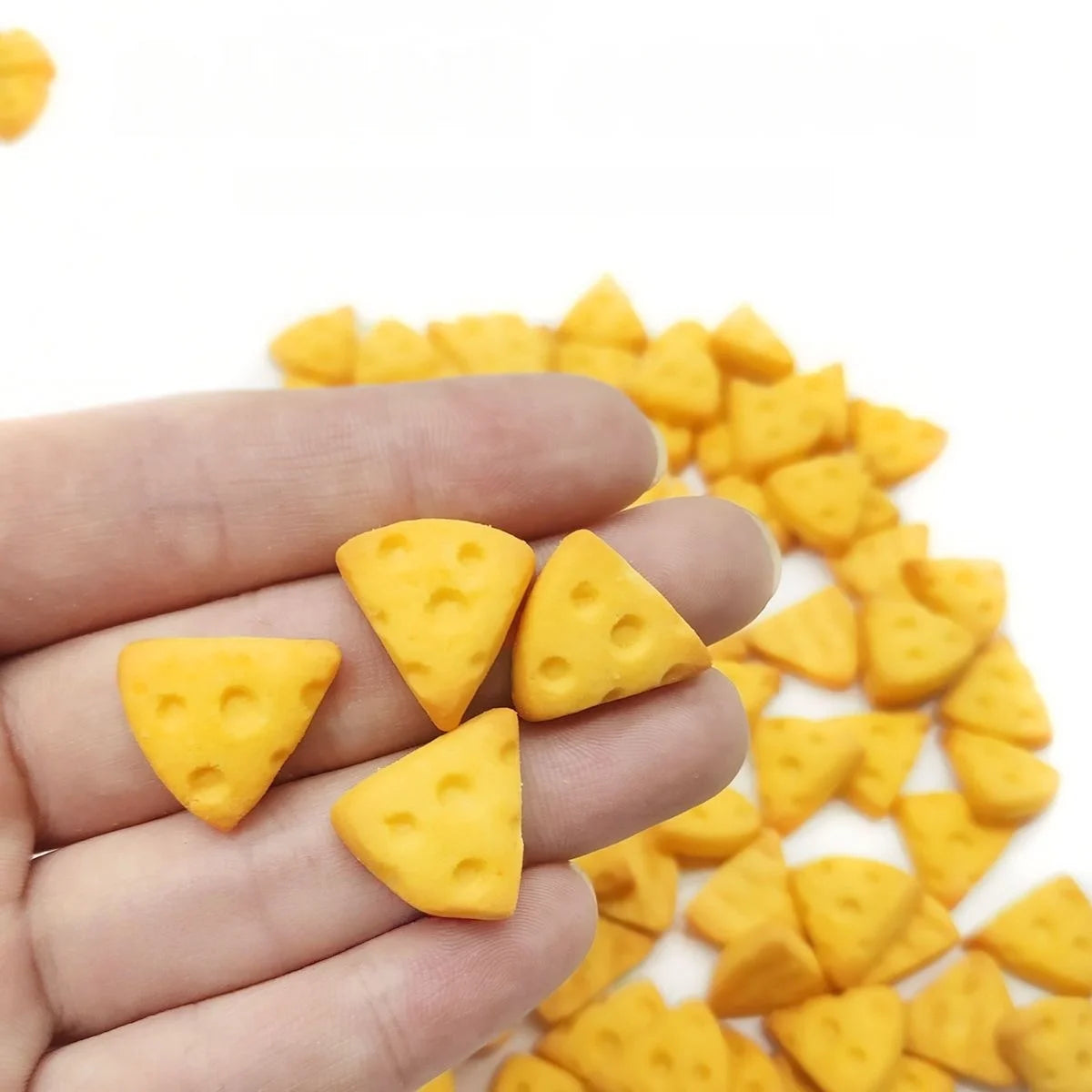 Hamster snacks, cheese-flavored small biscuits, for hamsters, golden hamsters, calcium supplement, nutritious, weight gain, rat