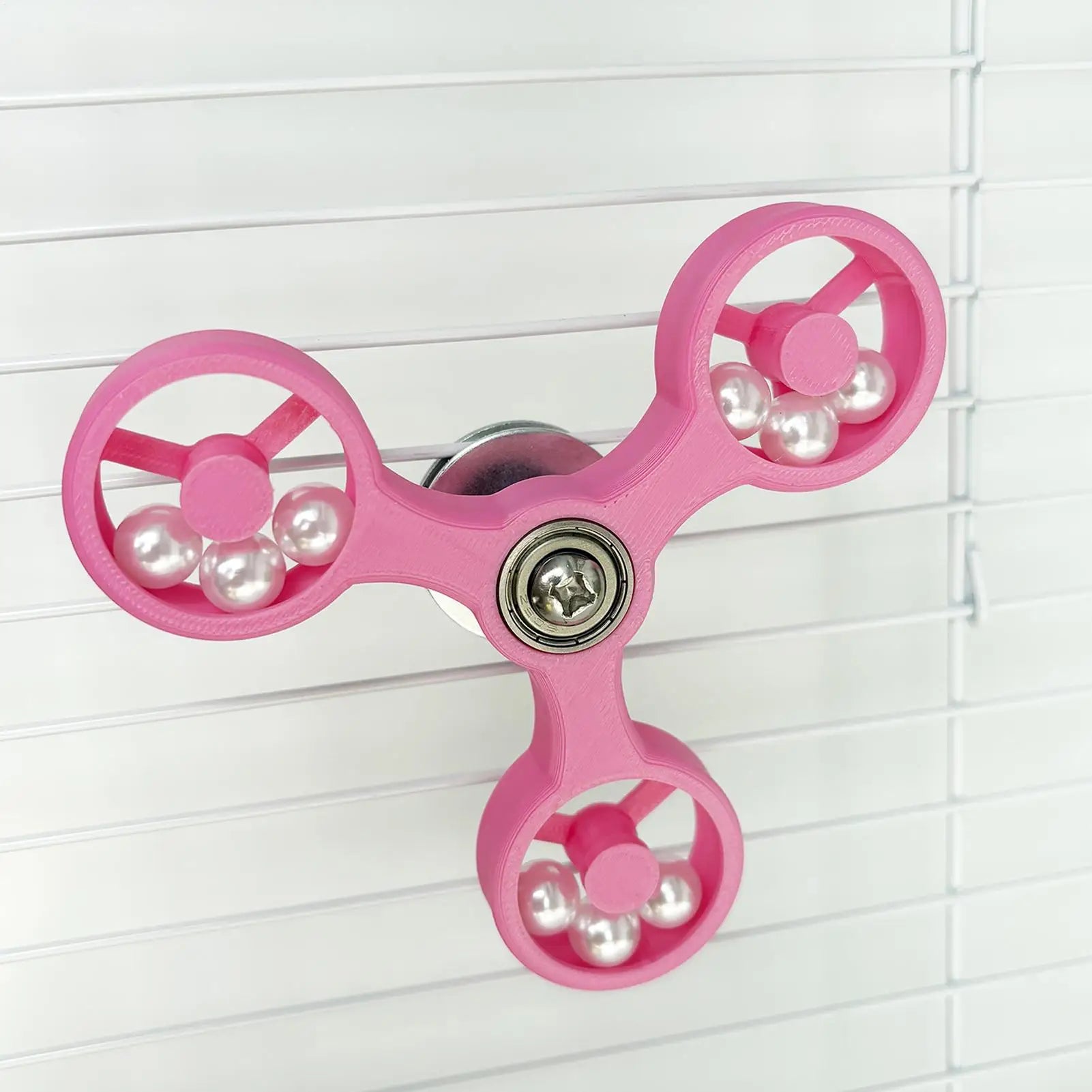 Parrot Toys Bite-Resistant Bird Enrichment Activity Parrot Toys Spinner Wheel for Chewing Entertainment Boredom Relief